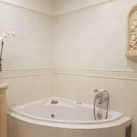 Goldstar Luxury Old Town Apartment *
