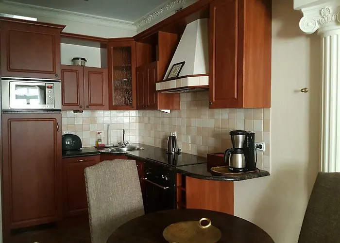 Goldstar Luxury Old Town شقة *