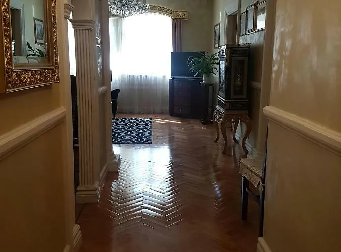 Goldstar Luxury Old Town شقة كراكوفيا