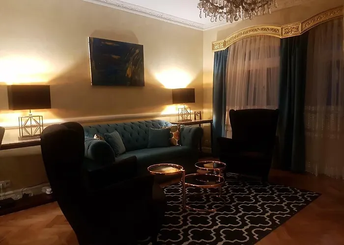 Goldstar Luxury Old Town شقة