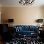 Goldstar Luxury Old Town